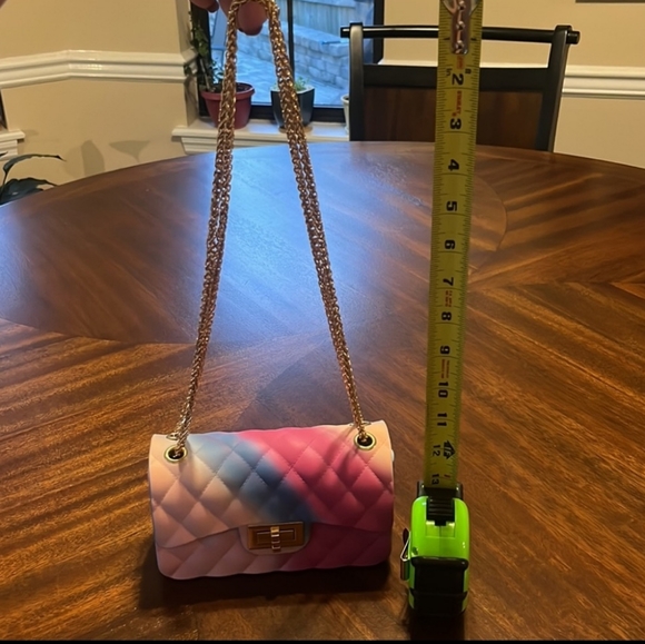 BRAND NEW ABSOLUTELY STUNNING  BRIGHT SHOWSTOPPER 👛 BARBIECORE BAG - Picture 6 of 10